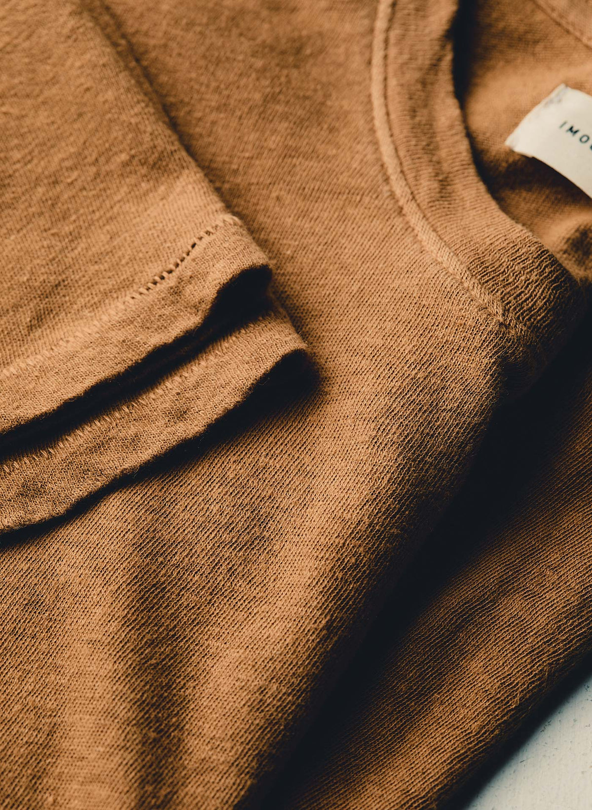 the cotton hemp tee in field brown