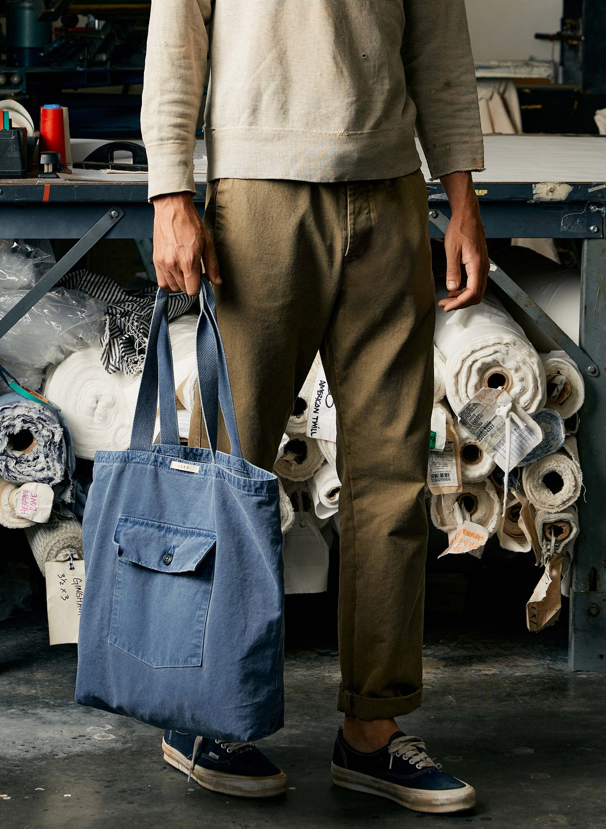 all american chino in field tan