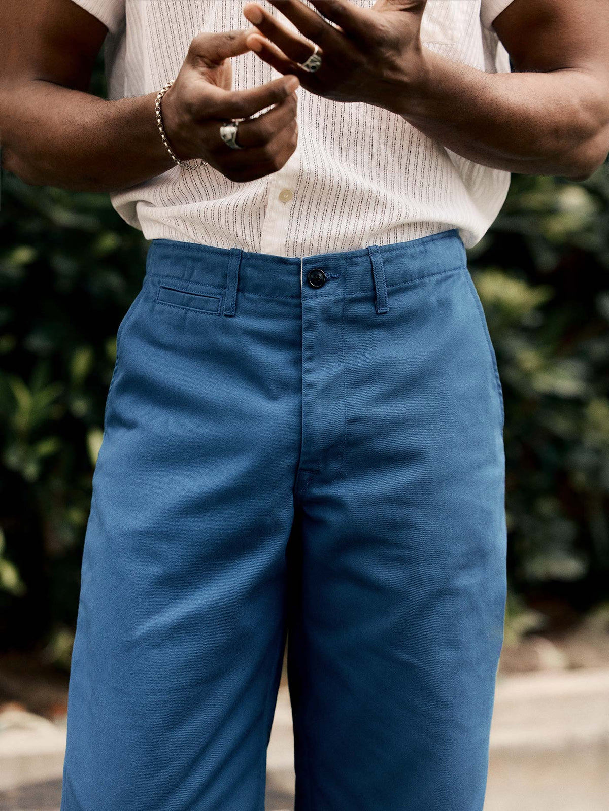 oceanside relaxed pant in postman blue