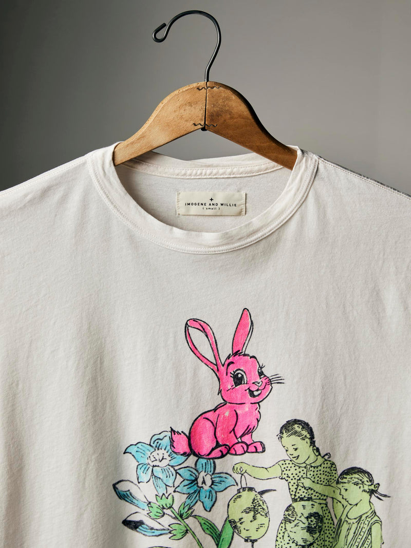 hand-drawn "better days" tee - Model