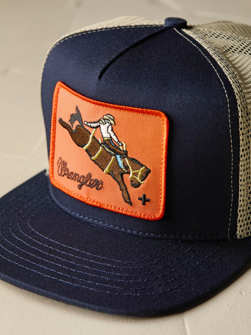 i+w x Wrangler "buckin" trucker in blue - Model