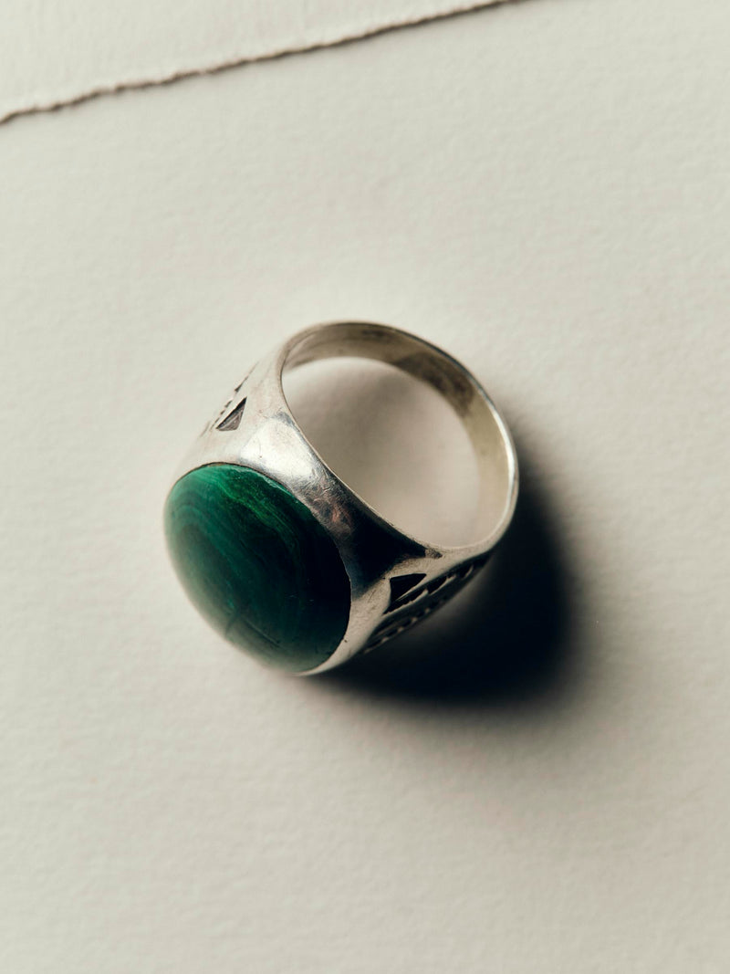 vintage trading post-era malachite ring - Model
