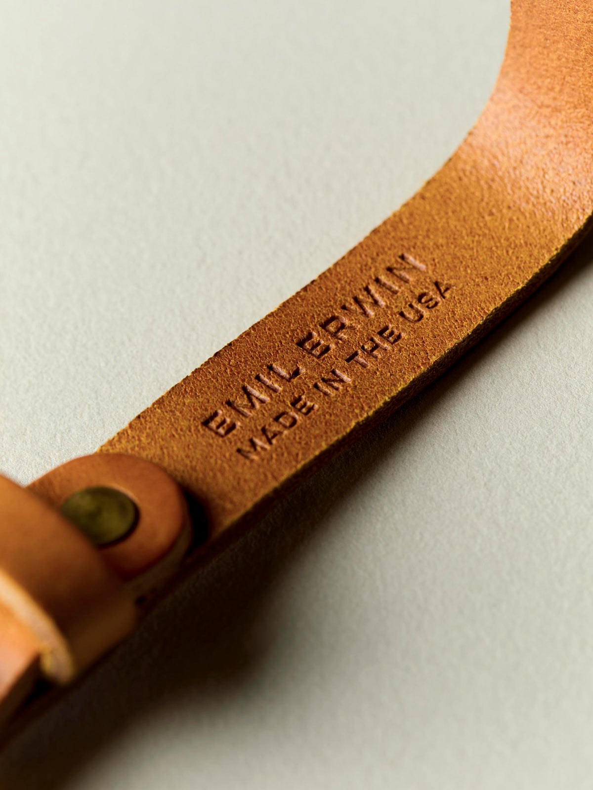 emil erwin x i+w keychain in honey