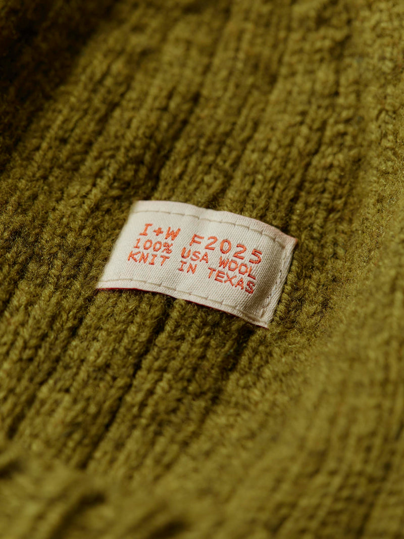 knit wool watch cap in peridot - Model