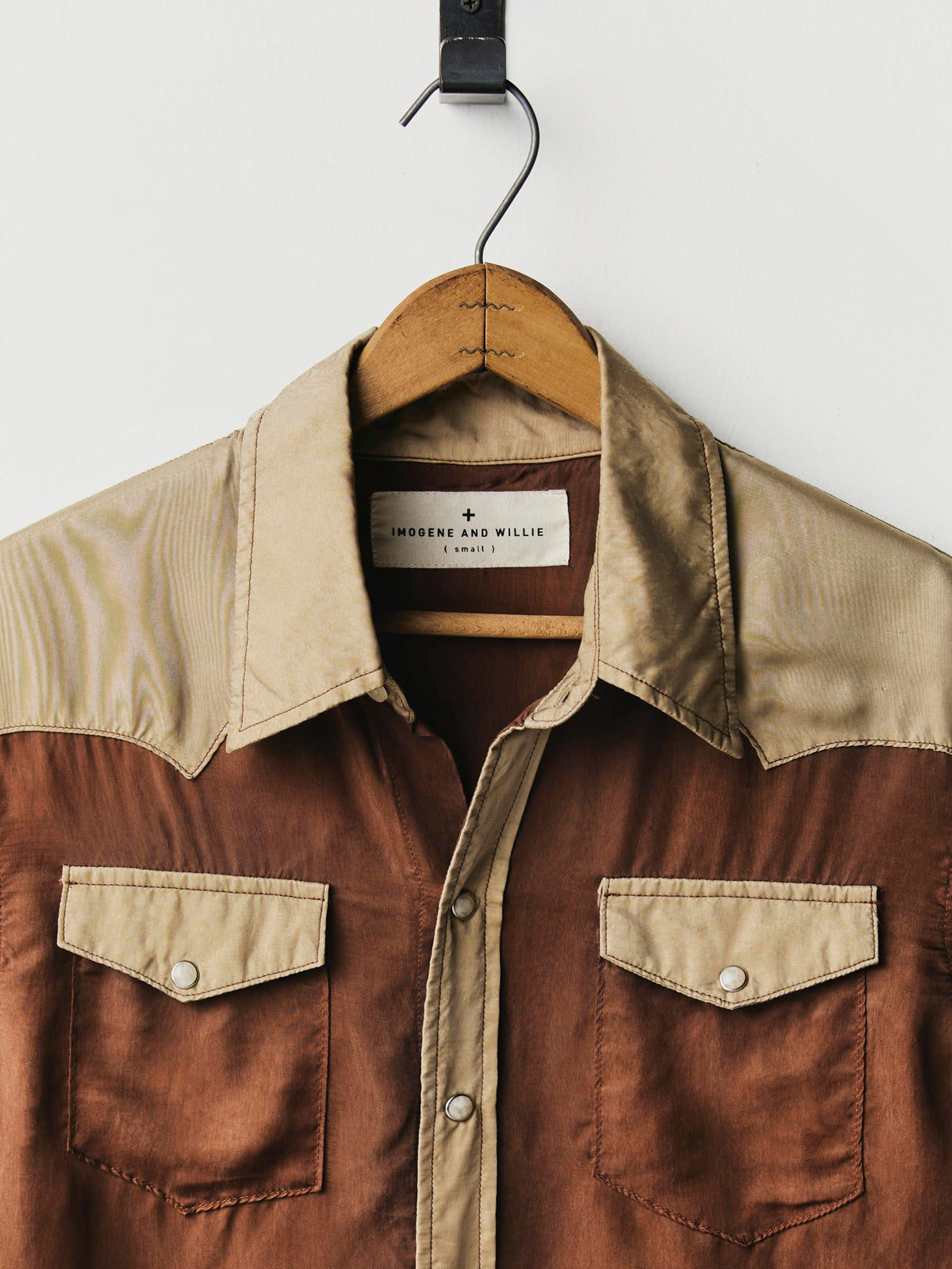 loretta contrast pearlsnap in sienna