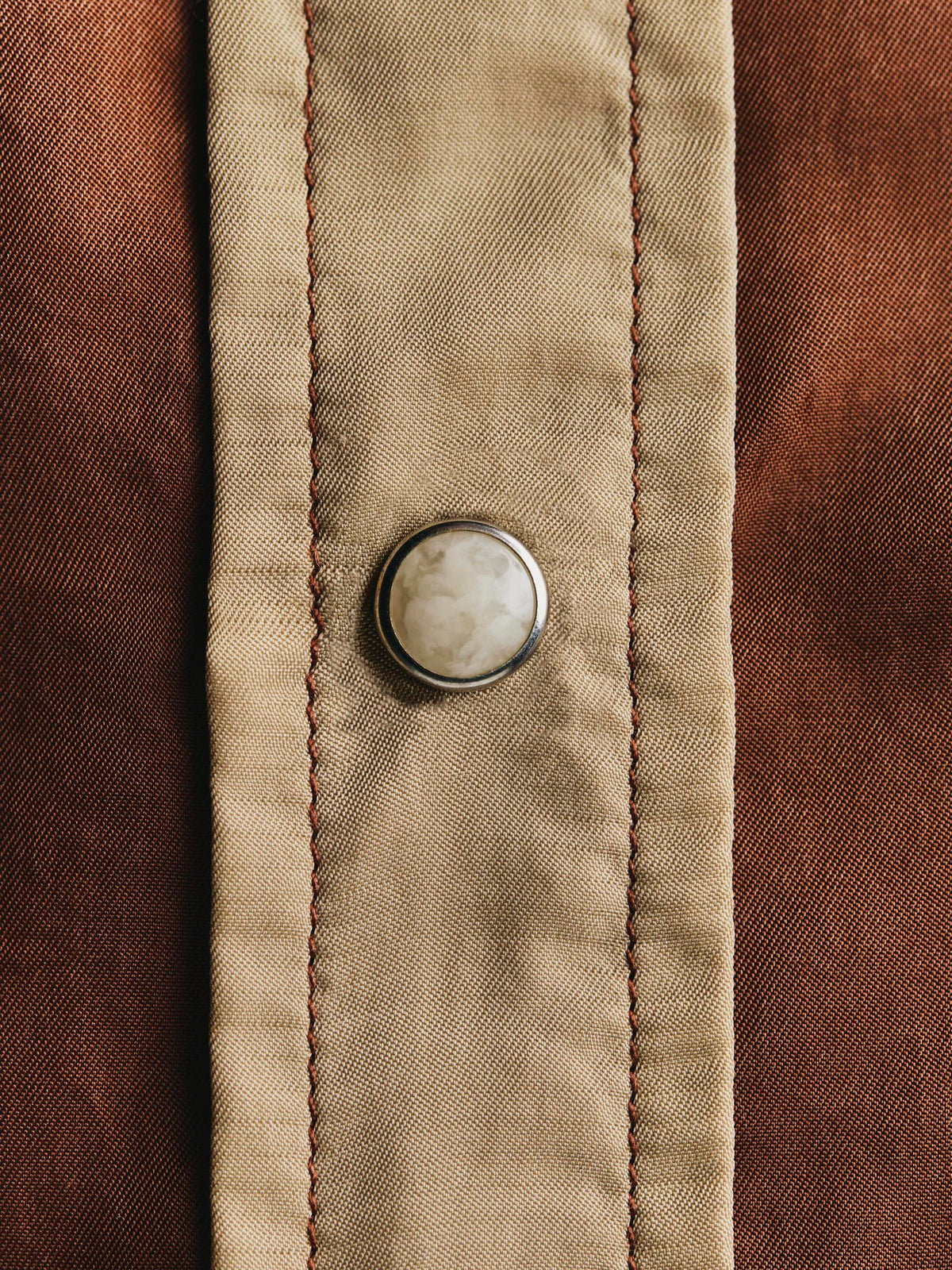 loretta contrast pearlsnap in sienna