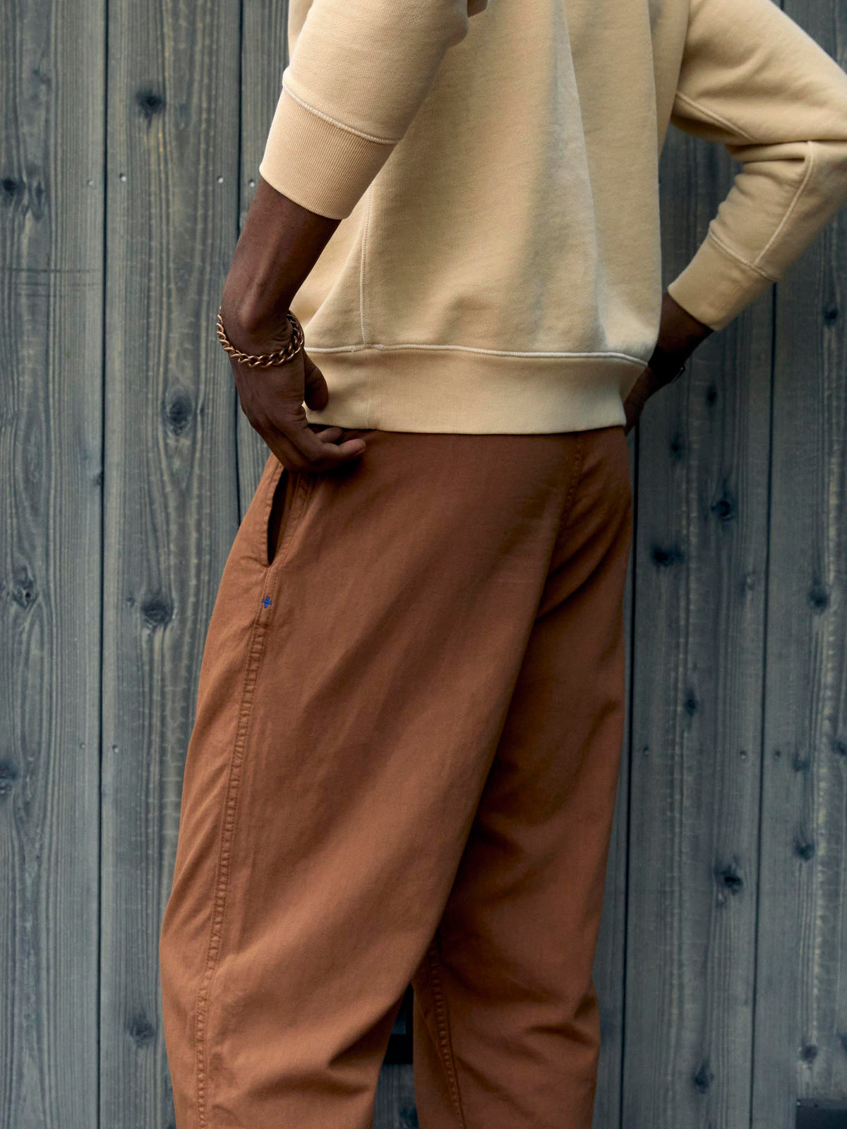 lounge pant in field brown
