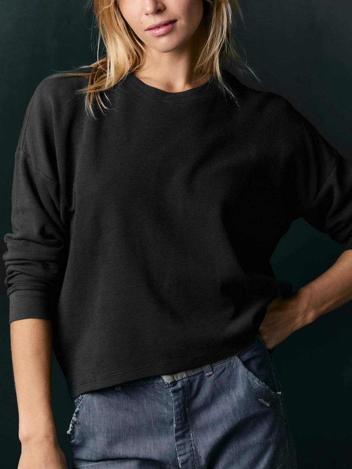 long sleeve midweight crew in faded black