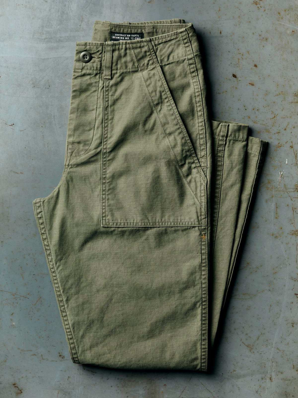 oliver military trouser in olive