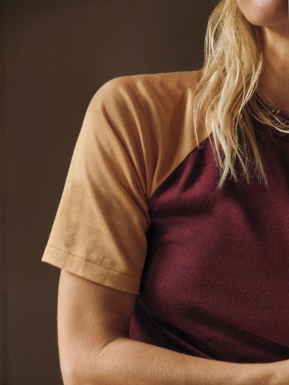 knit raglan crew in maroon