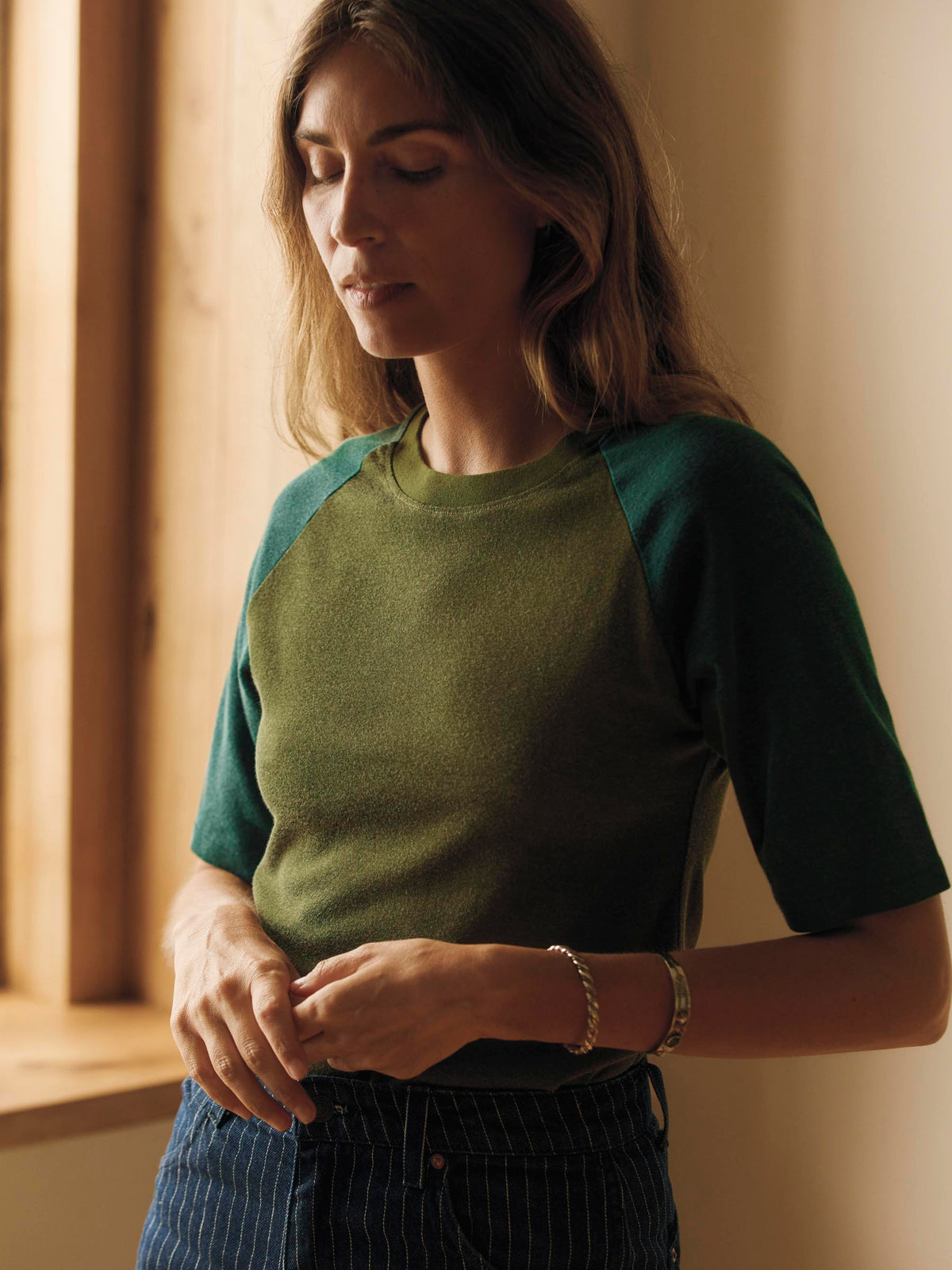 knit raglan crew in olive