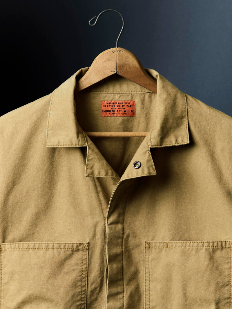 tracker jacket in washed khaki - Model