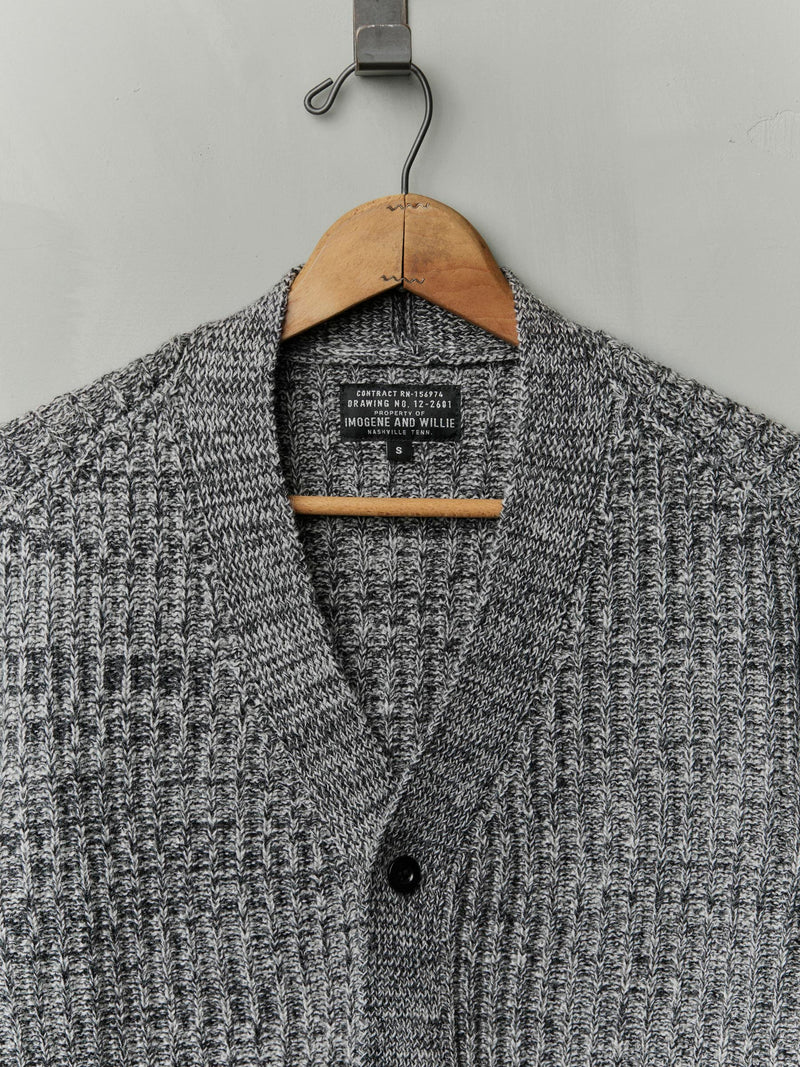 walker cardigan in marled grey - Model