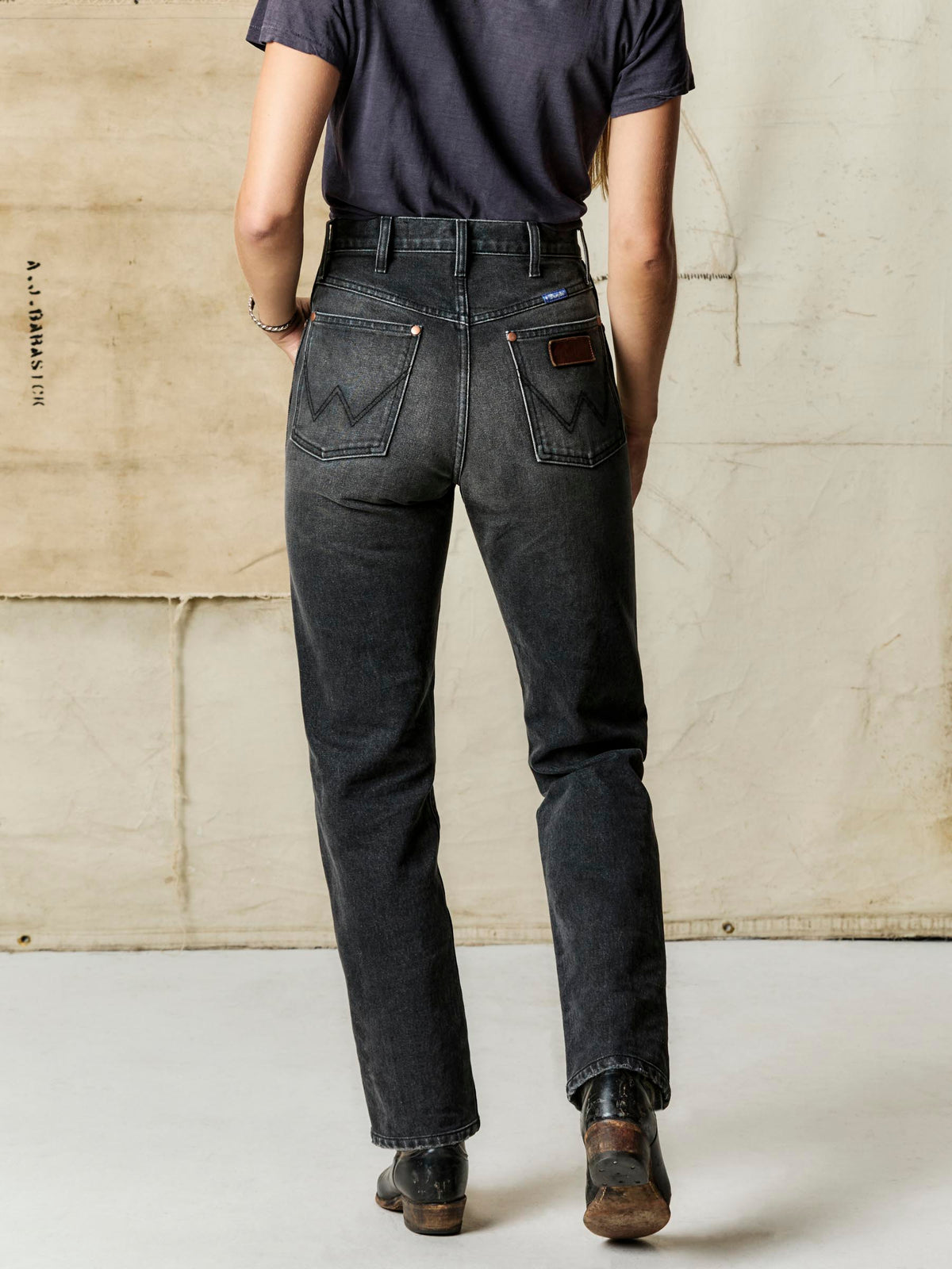 i+w x Wrangler 14MWZ washed black