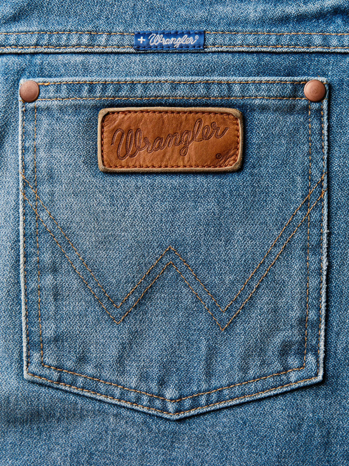 i+w x Wrangler 13MWZ washed indigo