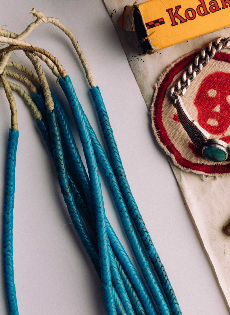 vintage african snake bead necklace in turquoise - Model