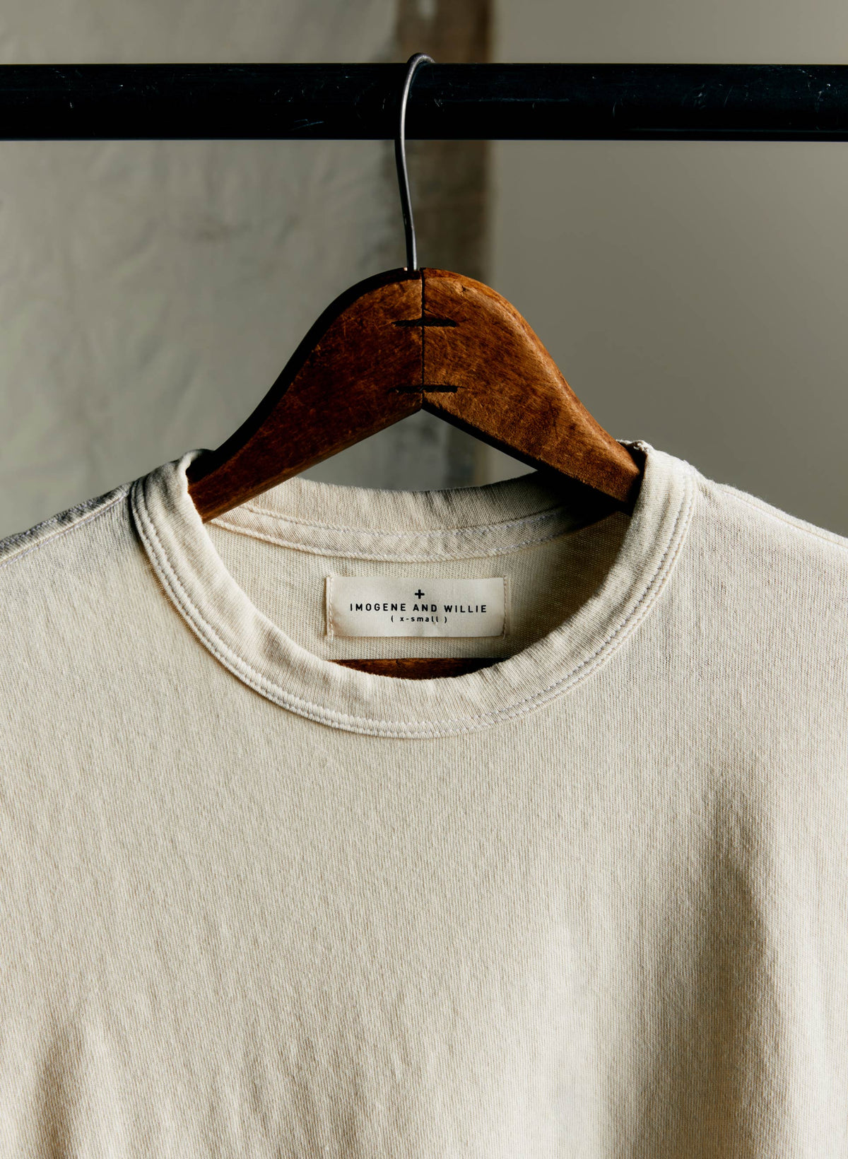 classic knit midweight crew