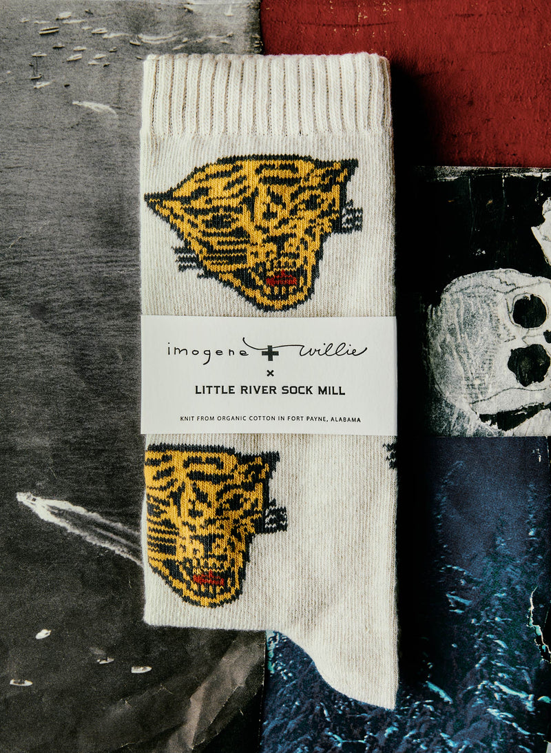hellcat sock in natural - Model