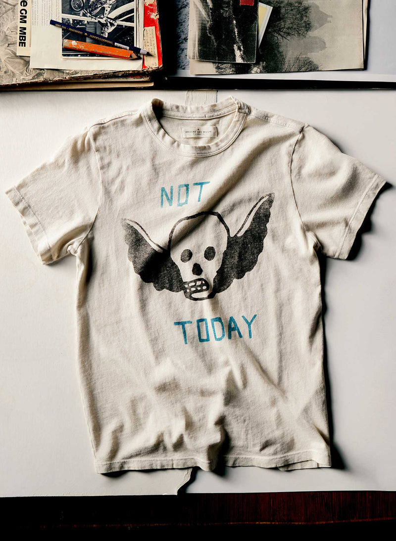 the "not today" tee - Model