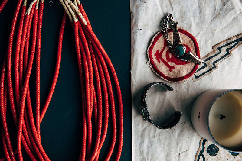 vintage african snake bead necklace - Model
